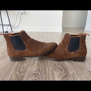 Broletto Brown Chelsea Boots size 9.5